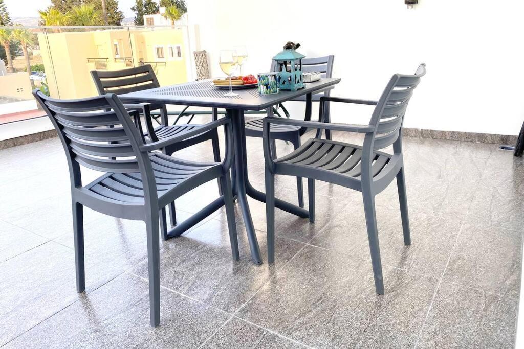 Ev Zin - Modern, Cozy, 1 Bed, Pool, 2 Balconies, A105 Apartment Пафос Екстериор снимка