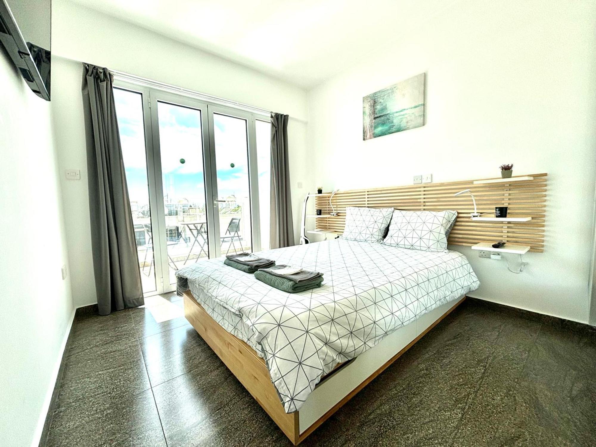 Ev Zin - Modern, Cozy, 1 Bed, Pool, 2 Balconies, A105 Apartment Пафос Екстериор снимка