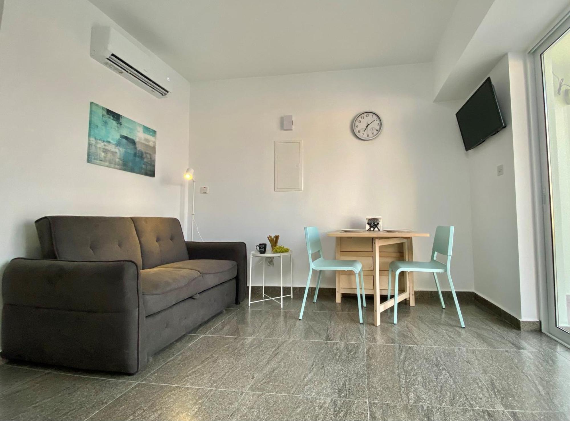 Ev Zin - Modern, Cozy, 1 Bed, Pool, 2 Balconies, A105 Apartment Пафос Екстериор снимка